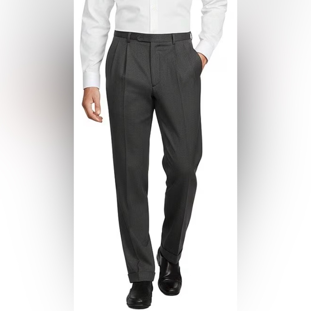 Roundtree & Yorke Easy Care Pleated Front Dress Pants/ Trousers. Grey. 36x30